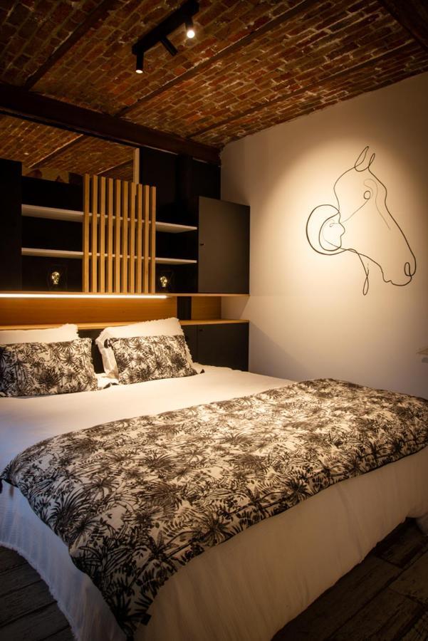 Le Relais De La Posterie Guest House Gembloux Bagian luar foto